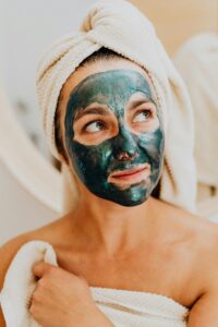 pexels-karolina-grabowska-5240343